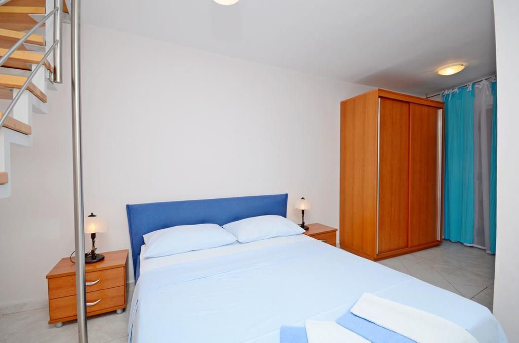 Apartments Hrgovic ロゴズニッツァ エクステリア 写真