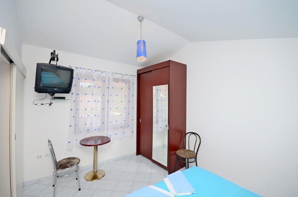 Apartments Hrgovic ロゴズニッツァ エクステリア 写真