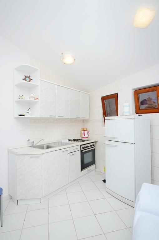 Apartments Hrgovic ロゴズニッツァ エクステリア 写真