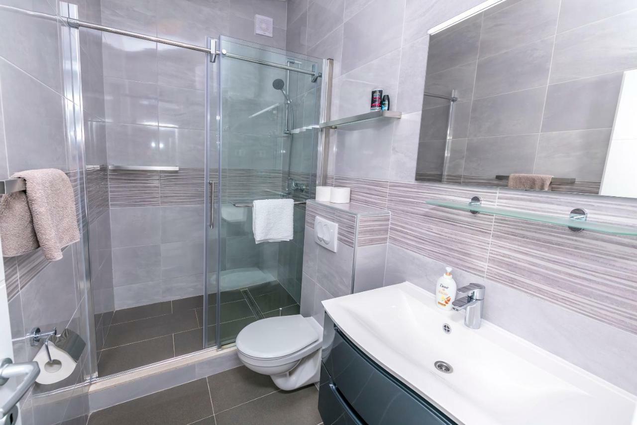 Apartments Hrgovic ロゴズニッツァ エクステリア 写真